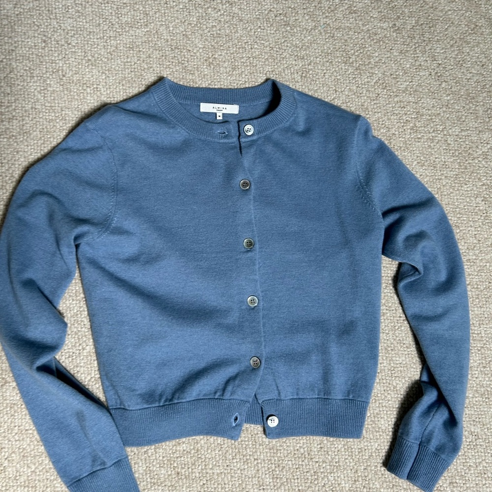 Beautiful Blue Amina Concepts cropped cardigan